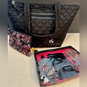 SAKROOTS Reversible 20” Tote Black Quilted / Multicolor Floral + Travel Kit